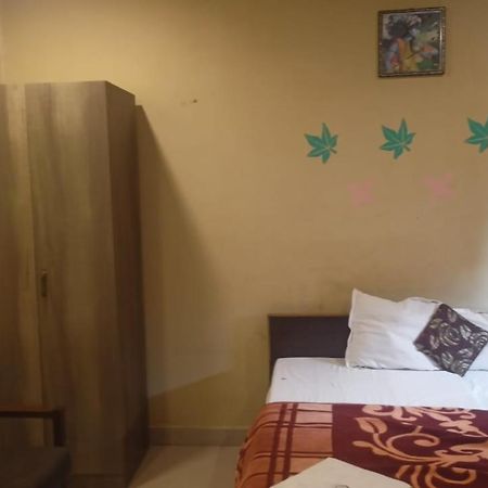 Hotel Shyam Utsav Mirzāpur Zewnętrze zdjęcie